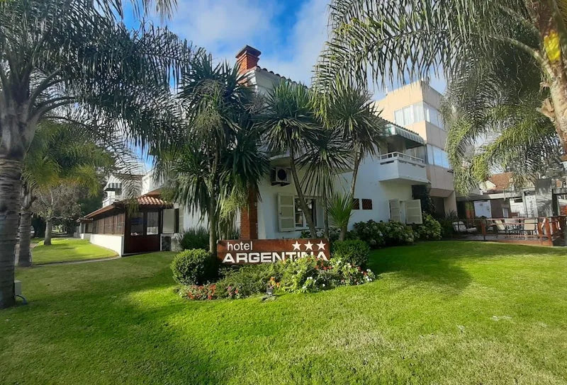 3 Nights - Hotel Argentina